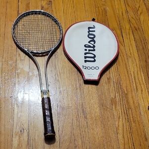 Wilson T2000 Tennis Racquet With Red And White Zipper Cover
